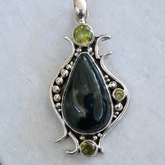 Ocean Jasper & Peridot  Sterling Silver Pendant - Picture 6 of 8
